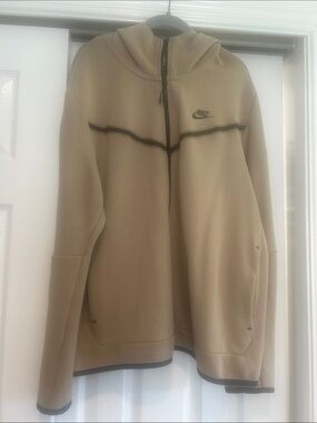 Nike Beige Hooded Zip Jacket with Dark Trim